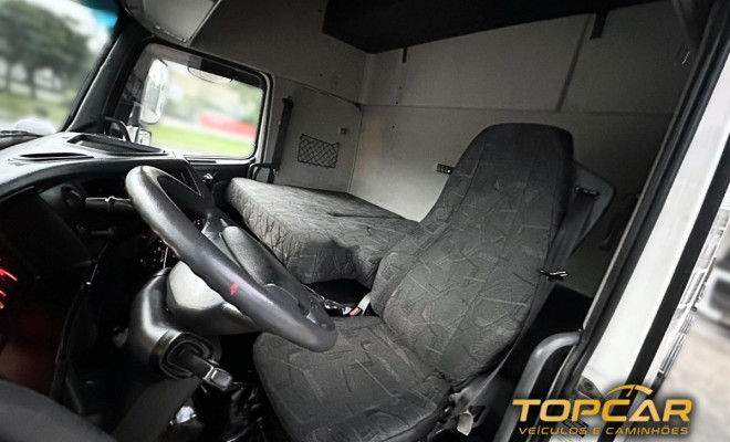 VOLVO FM 370 6x2 2p (diesel) (E5) 2015 Diesel-6