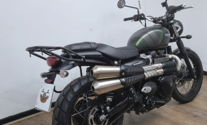 TRIUMPH STREET SCRAMBLER 900cc 2022 Gasolina-0