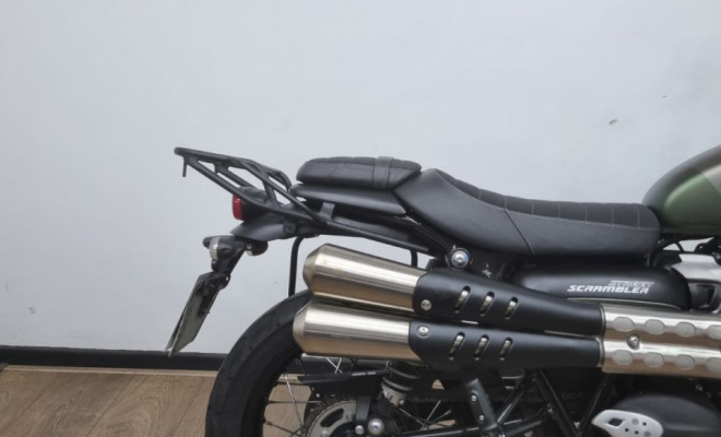 TRIUMPH STREET SCRAMBLER 900cc 2022 Gasolina-10
