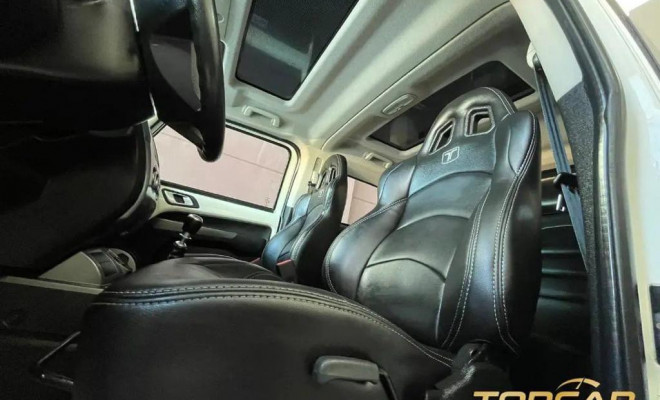 Troller T-4 4x4 3.2 20V Tdi Cap. Rígida Diesel 2015 Diesel-5